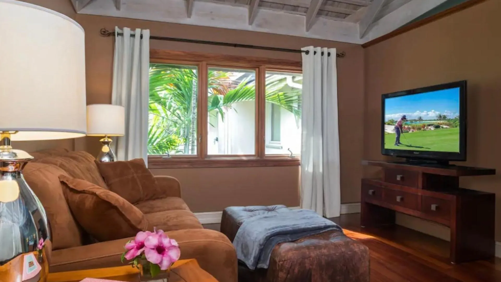 Luxurious Villa In Montego Bay Jamaica